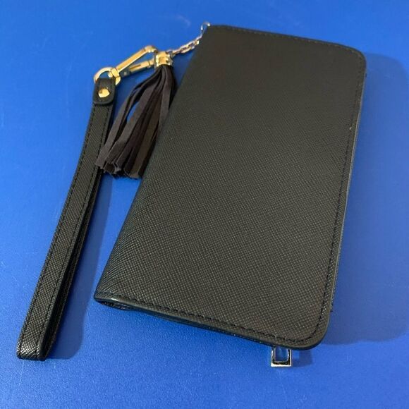 Phone Case Wallet  - Picture 1 of 3